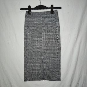 H&M Ladies Pencil Skirt Plaid Black And White Stretchy Elastic Waist Size XS